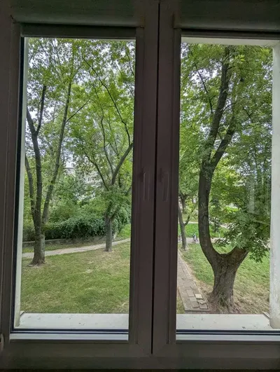 Wynajmę bezpośrednio mieszkanie 48 m2 - Mokotów, metro Racłwicka 250 m, elganckie studio z widokiem na skwer - miniatura 3
