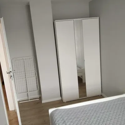 Wynajmę 2 pokojowe mieszkanie z miejscem postojowym ul. Pachońskiego - miniatura 3