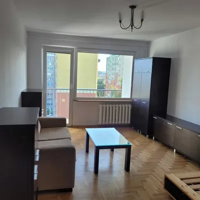 Mieszkanie 2 pokojowe z osobną kuchnią - miniatura 3