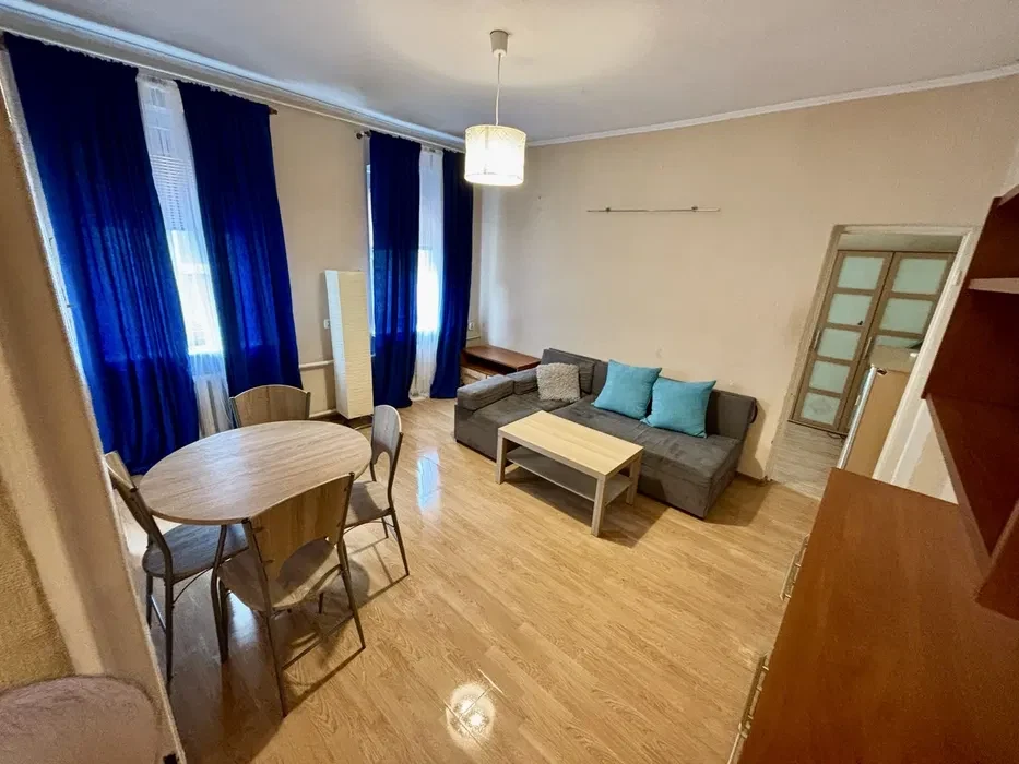 REZERWACJA Wynajme 2 pokojowe, Centrum, tanio! - 1/7