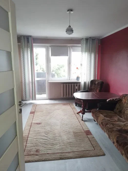 Wynajmę 2 - pokojowe mieszkanie - 1/7