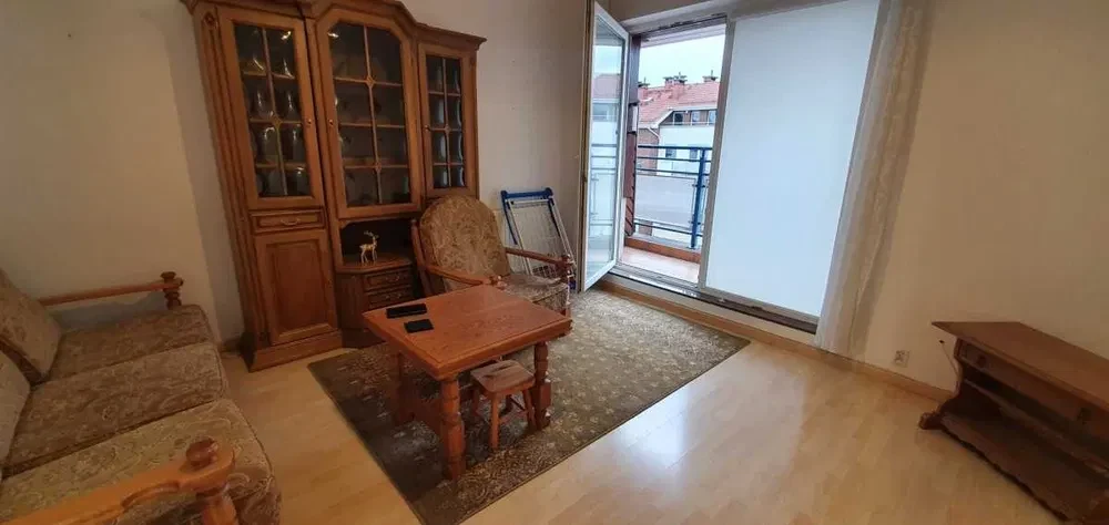 Do wynajęcia przytulne 2 pokojowe mieszkanie z balkonem na gdyńskim Chwarznie ul. Kańskiego - 1/8