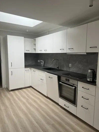 Wynajmę Mieszkanie 3 pokojowe w centrum