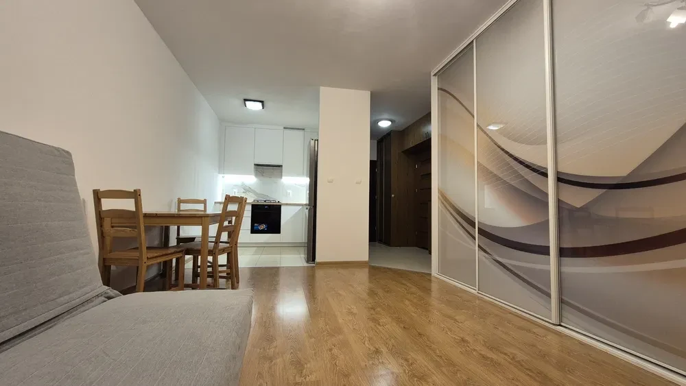 2-pokojowe mieszkanie 43 m² | Białołęka, ul. Sieczna 71 | Osiedle Lewandów Park II | Nowa kuchnia i AGD | Balkon - 1/8