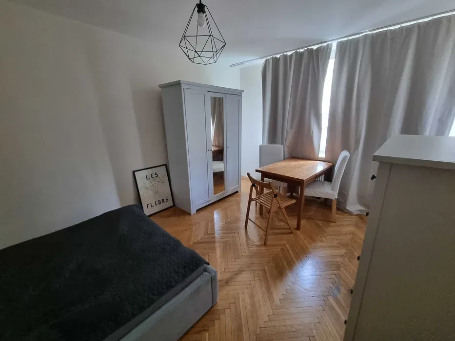 Dwa oddzielne pokoje na wynajem, Powiśle, blisko Łazienek Królewskich - 1/8