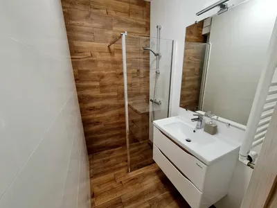Komfortowe Mieszkanie 65 m² | 3 pokoje | wysoki parter | komórka lokatorska | Garaż podziemny | taras | 7 okien | Smardzowska | Wojszyce - miniatura 4