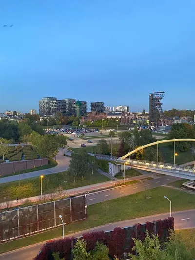 2-pok ul. Uniwersytecka, Widokowe, świeżo po remoncie, Parking, Internet, TV - miniatura 4