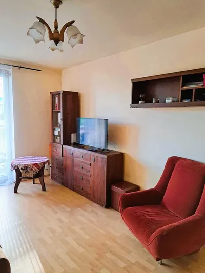 Przytulne i ciepłe mieszkanie o powierzchni 36m2, ul. Radzikowskiego 100C - miniatura 3