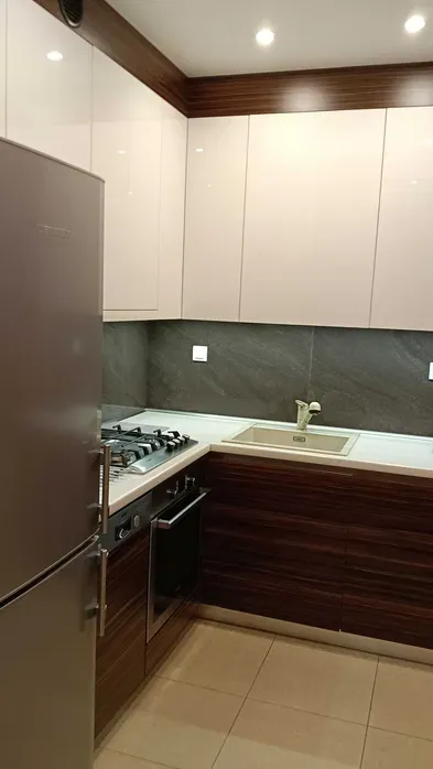 Wynajmę przestronne mieszkanie na ZACISZU- blisko metro! mmiejsce garażowe w cenie! - miniatura 3