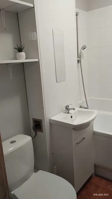 Kawalerka do wynajęcia w Marysinie Wawerskim - miniatura 5