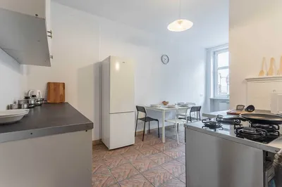 Pokój 10m2 jednoosobowy, widok na Okrąglak - miniatura 4