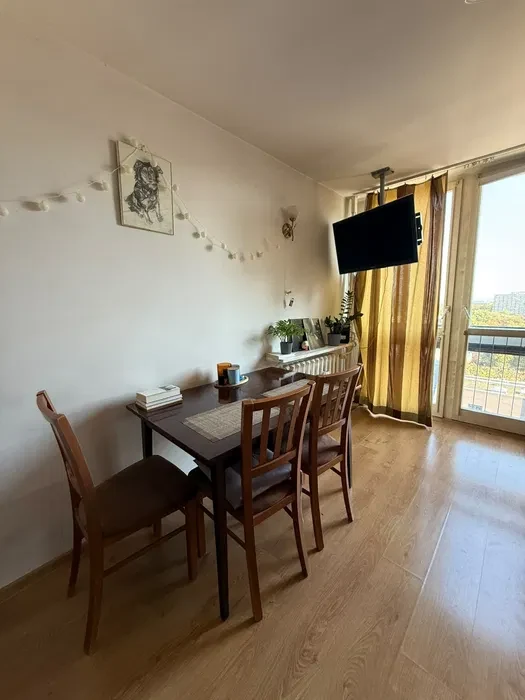 Krochmalna 2 niezależne pokoje oddzielna kuchnia od ręki. - 1/8