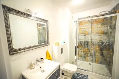 Apartament w Centrum Łodzi ,siłownia i tarasy na dachu - miniatura 4