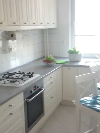 AKTUALNE.Duża kawalerka 38m2, pokój z balkonem i osobna kuchnia/Centrum/Metro/Bezpośrednio
