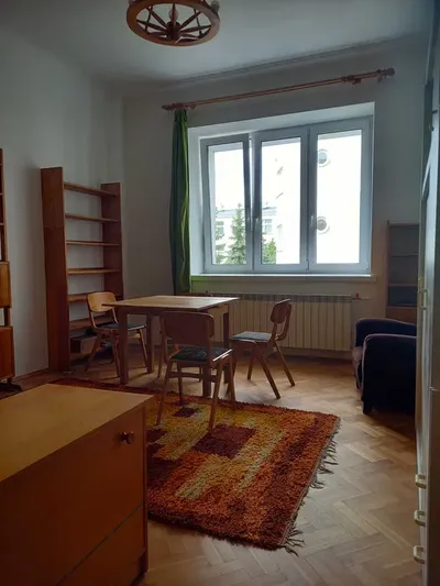 Na pięknym Starym Mokotowie - 2 pokoje do wynajęcia. - miniatura 2