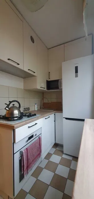 Wynajmę mieszkanie 2 pokoje + osobna kuchnia - Katowice - Koszutka, ul. Grabowa, 40 m², 2 200 PLN + media (woda gaz i prąd) - miniatura 3