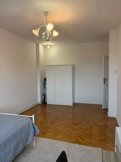 Pokój 19m2, 3min pieszo od SKM, jasny i przestronny, Gdynia Chylonia - miniatura 4