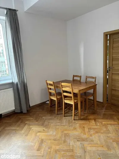 Wynajmę 2-pokojowe mieszkanie po remoncie blisko centrum - miniatura 2