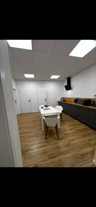 Przytulny pokój dla dziewczyny w okolicy Sky Towera - miniatura 3