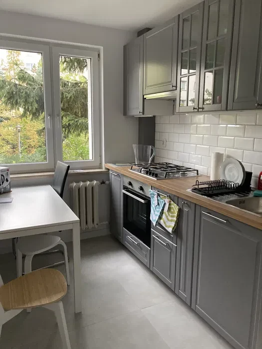 2 pokoje | 48 m² | Metro Stokłosy 3 min | Balkon | Piwnica | Umeblowane - 1/8