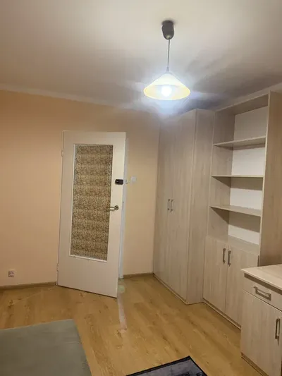 Pokoje studenckie w bloku ul. Śliczna/Meissnera/Mogilska/al.JanaPawła II - miniatura 5