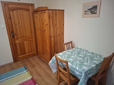 Oferuję pokój z własną łazienką w willi na Kamiennej Górze! - miniatura 2