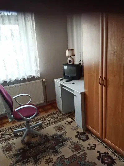 Toruń. Wynajmę mieszkanie dwupokojowe studentkom. - miniatura 4