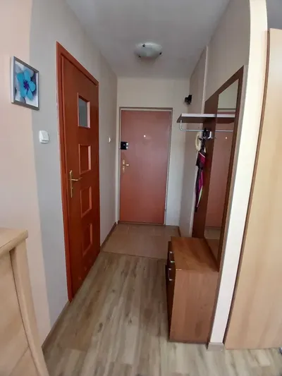 Wynajmę kawalerkę przy ul. Hutniczej - miniatura 4