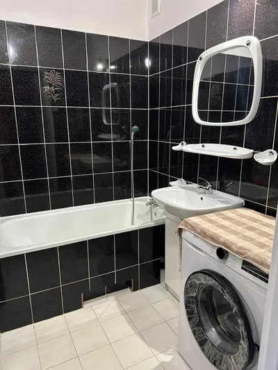 3 pokojowe mieszkanie na wynajem z balkonem - miniatura 2