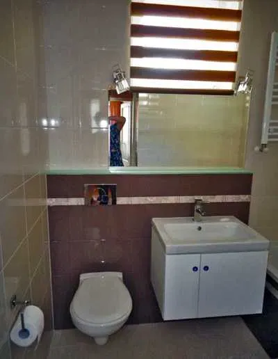 50m, 2 duże, niezależne pokoje, umeblowane, centrum, bezpośrednio - miniatura 4