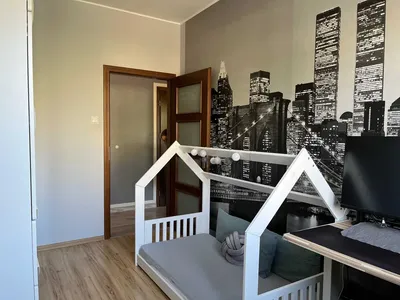 Słoneczne mieszkanie z dużym balkonem, blisko SKM! - miniatura 3