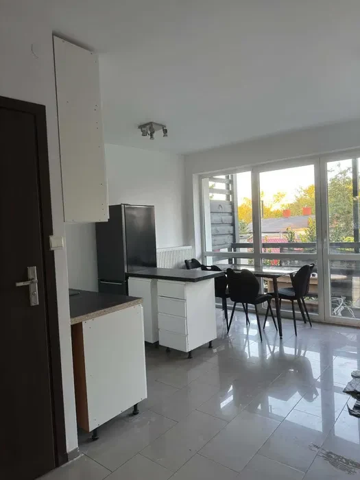 Mieszkanie na wynajem Warszawa,Falenica - 1/8