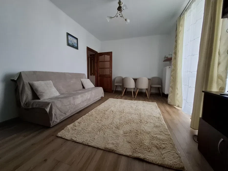 Wynajmę bezpośrednio 50 m Grochów ul. Wspólna Droga, 2 pokoje, bardzo ładne. - 1/8