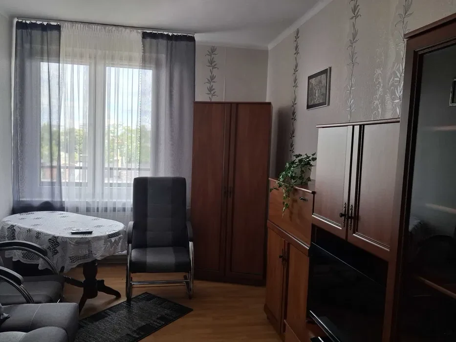 Wynajmę dwupokojowe mieszkanie - 1/4