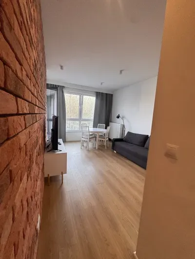 Wynajme mieszkanie 45 m2 - miniatura 2