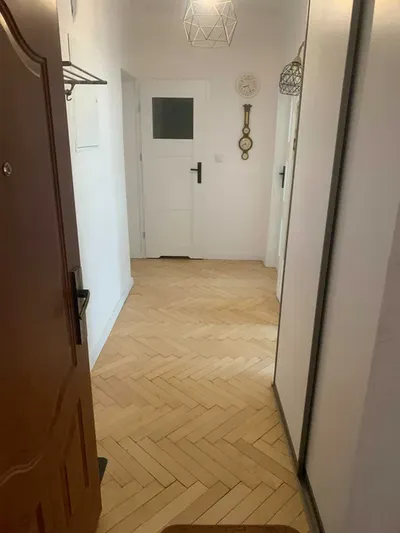 Mieszkanie trzypokojowe w stolicy okolice Wiatracznej 53 m2 - miniatura 3
