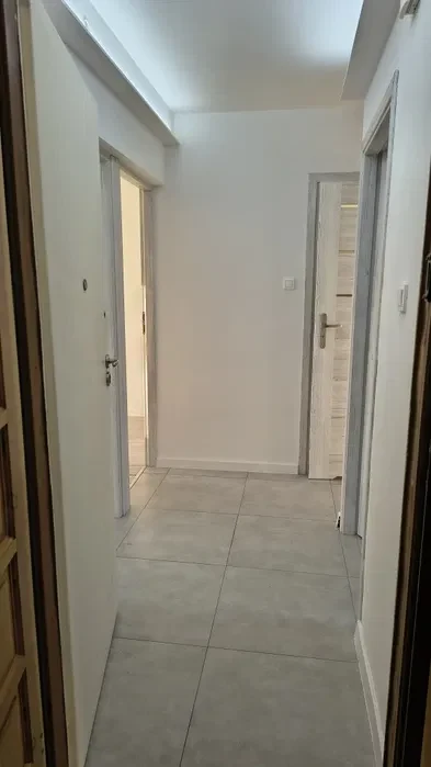Mieszkanie, 3 pokoje, 48m, 4 pietro, os. Pod Lipami - 1/8