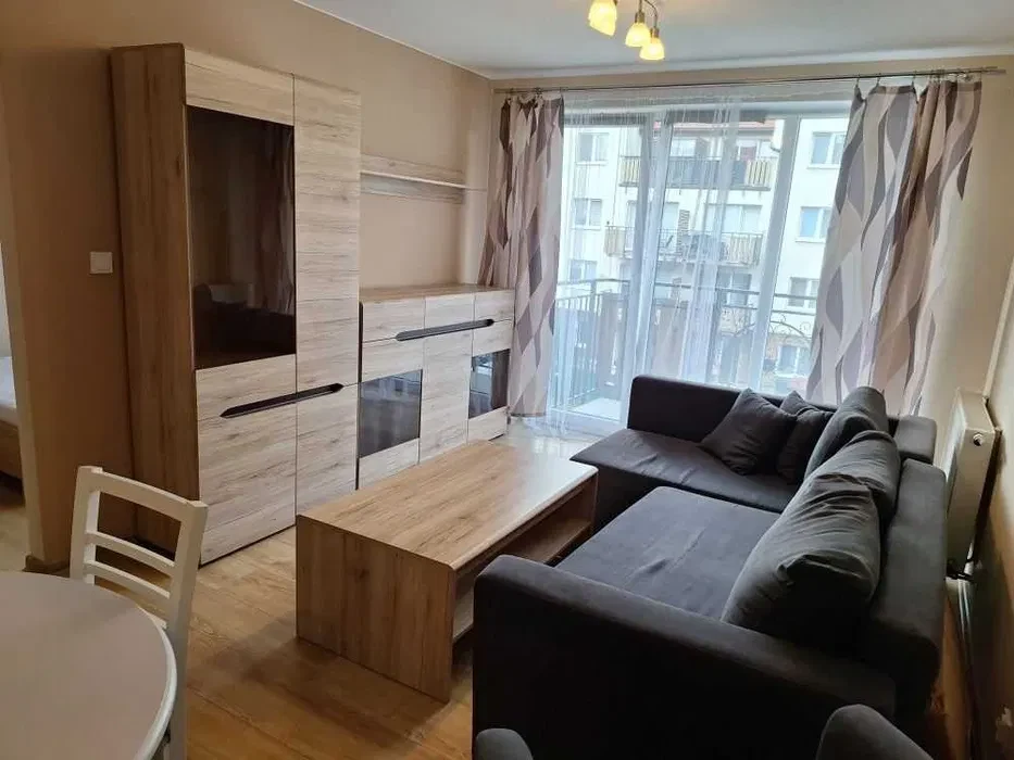 Jagodno, 39m2, duży balkon, ciche, słoneczne, umeblowane, od zaraz - 1/8