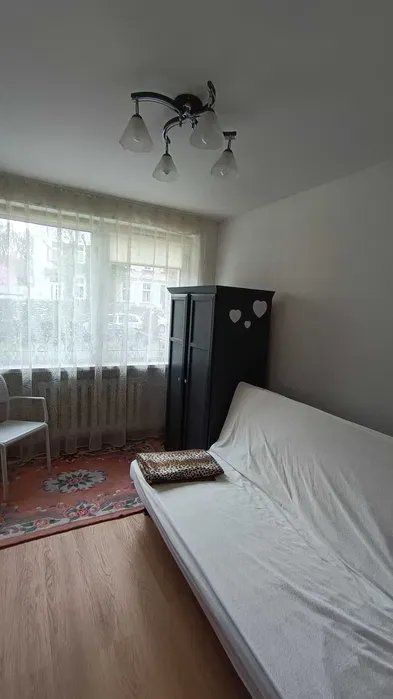 Mieszkanie - wolnostojący domek do wynajęcia na Zaciszu - miniatura 4