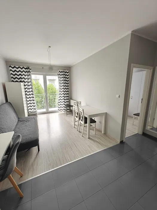 do wynajęcia 2-pokojowe, 40 m2, ul. Hawelańska, Winogrady - 1/8