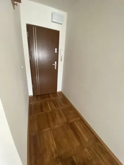 Piekne mieszkanie na Bielanach blisko metra - miniatura 3