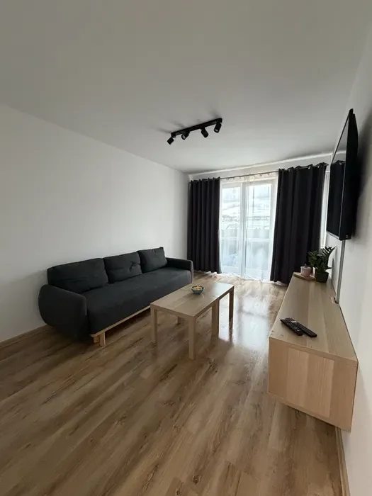 3 pokojowe mieszkanie z balkonem do wynajecia - Gdynia Obłuże Centrum - 53m2 - 1/8