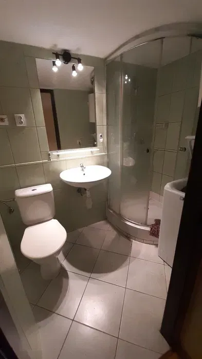 Mieszkanie 1 pokojowe wynajmę 25m2 umeblowane ul Królowej Jadwigi - miniatura 3