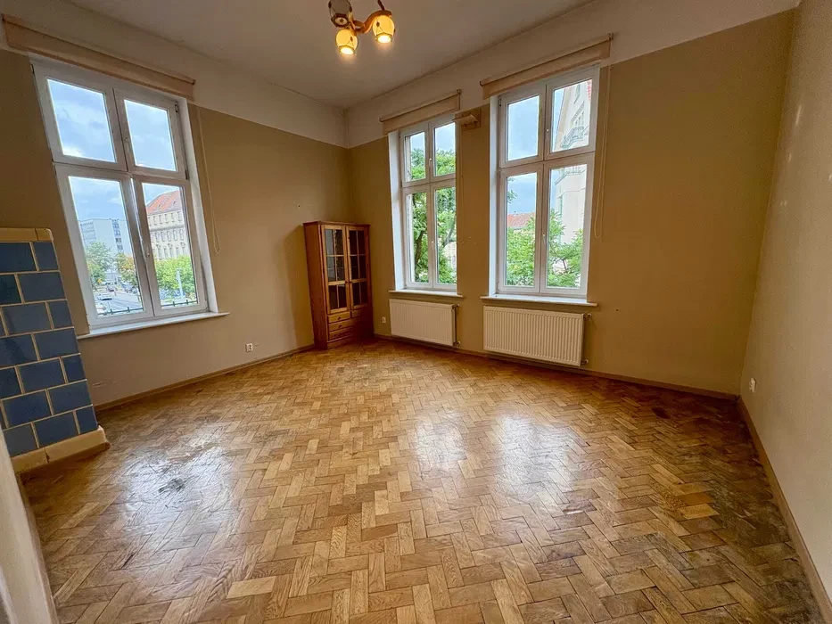 Duże, nieumeblowane mieszkanie 3 - pokojowe na wynajem w centrum, ul. Kościuszki 70 - 1/7