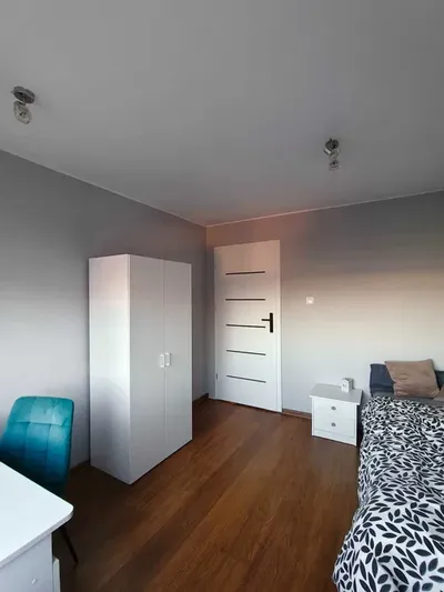 Pokój na wynajem w dwuosobowym mieszkaniu - miniatura 4