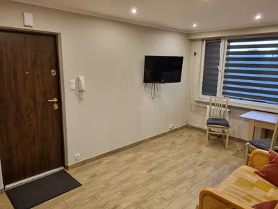 Wynajem pokoju dla studentki - miniatura 4