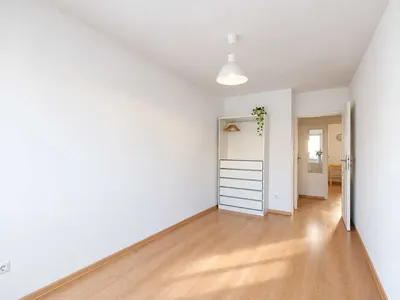 salon z kuchnią+sypialnia na ul. Wodnej-Płaszów - miniatura 3