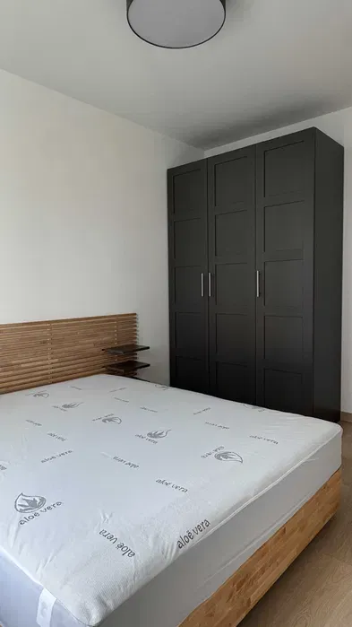 Mieszkanie 2 pokoje + garaz w cenie/40m2/2 pietro/ ul.Walerego Slawka - miniatura 4
