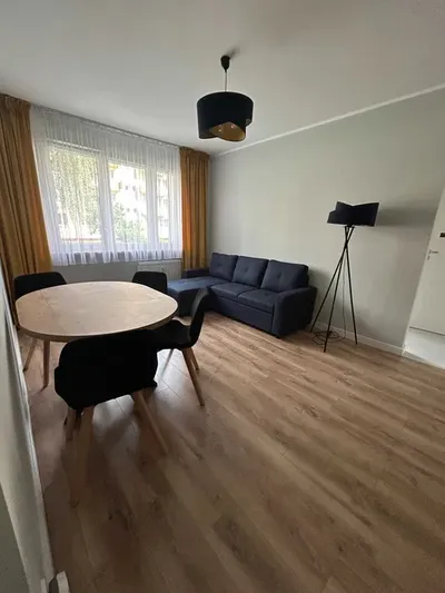 Wynajmę Przytulne Mieszkanie 3 Pokojowe, Bydgoszcz - Błonie ul. Gałczyńskiego. - miniatura 4