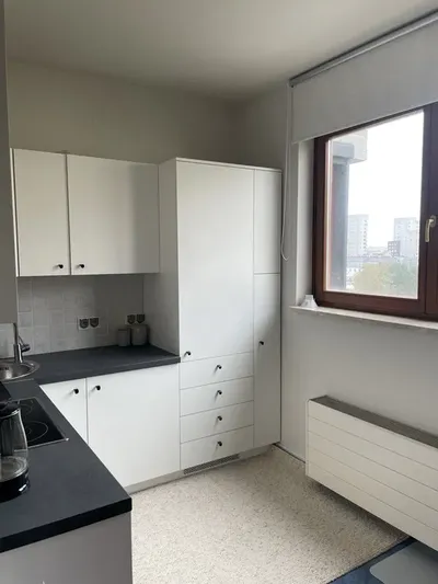 PIĘKNA KAWALERKA 34m2, Centrum, Blisko METRA - miniatura 5